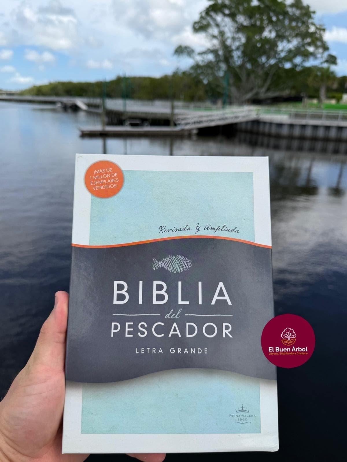 Caja de la Biblia del Pescador Letra Grande, edición revisada y ampliada